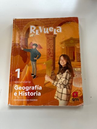 Geografía e Historia. 1 Secundaria. Revuela. Co...