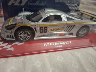 Saleen Fly Racing 02 R  Para pistas de competicion