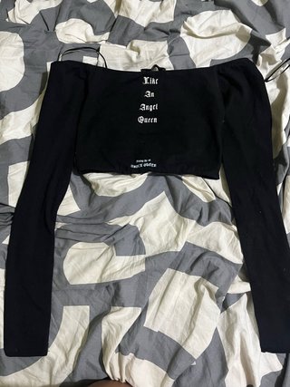 Crop top negro sin tirantes