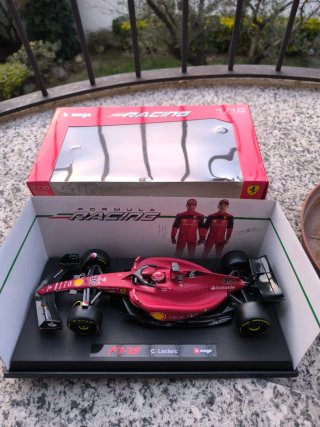 Ferrari F1 Leclerc 1/18 Burago