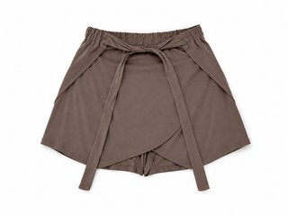 Pantalón corto con lazada