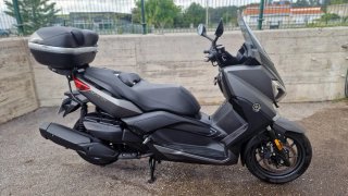 Yamaha XMAX 400 Maxi Scooter