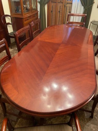 Mesa de comedor de madera de alta calidad
