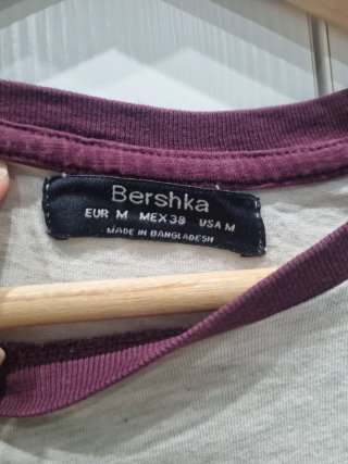 Camiseta Bershka manga ranglan M