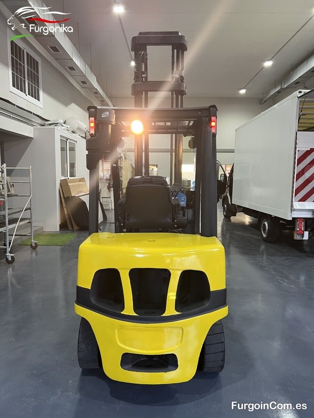 Carretilla elevadora YALE GDP30VX 3 Tonedas Diésel