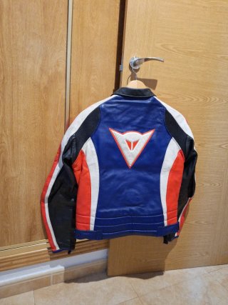 Chaqueta Cuero Dainese Talla 48 vintage