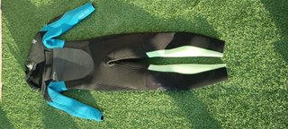 Neopreno O'Neill Youth Epic 5/4mm Talla 12.