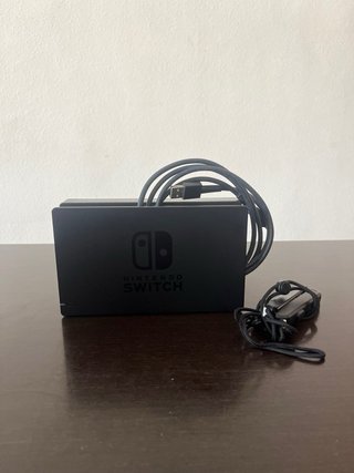 IMPECABLE | Nintendo Switch Azul/Rojo con caja
