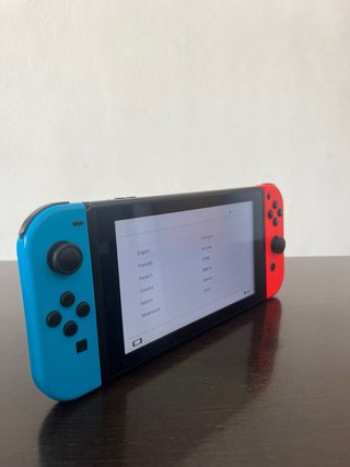IMPECABLE | Nintendo Switch Azul/Rojo con caja