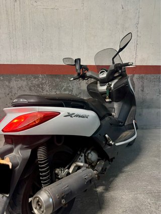 Yamaha XMAX 250 Blanca