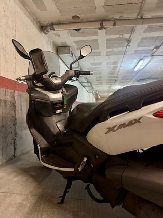 Yamaha XMAX 250 Blanca