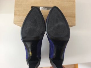 Botines de piel azul con cremallera