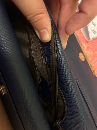Cartera Michael Kors Monogram Gris y Negra