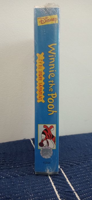 VHS Winnie the Pooh Y el Tigre También Disney