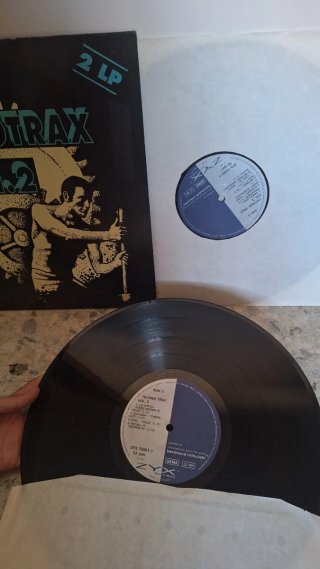 2 Vinilos Technotrax Vol.2