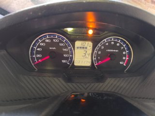Suzuki Burgman 400 Blanca