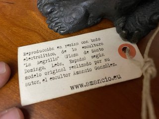 Escultura La Negrilla Amancio González