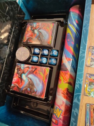 Lote 🇬🇧 UPC Abierto Colección Mega Charizard X