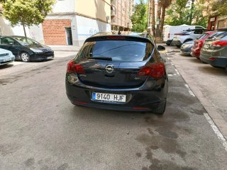 Opel Astra J  Astra J  2012