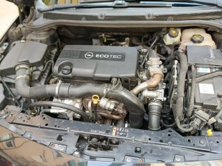 Opel Astra J  Astra J  2012