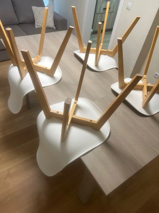 Mesa extensible de comedor de madera