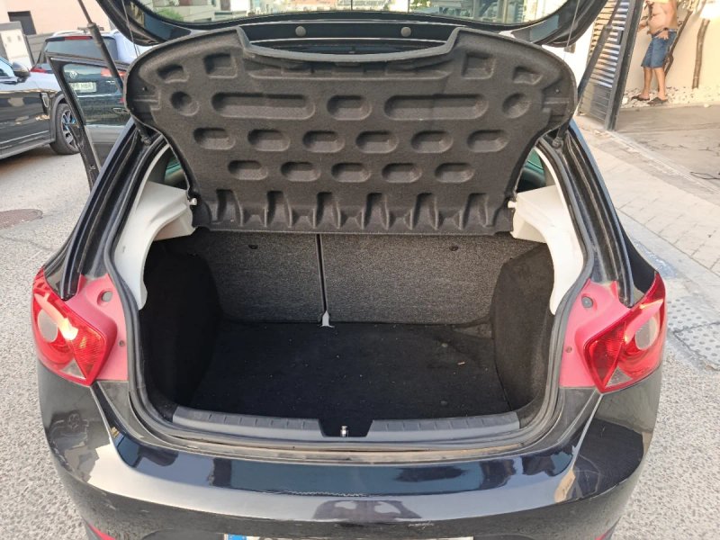 SEAT Ibiza 1.9 TDi Stylance DPF 2008, foto 15