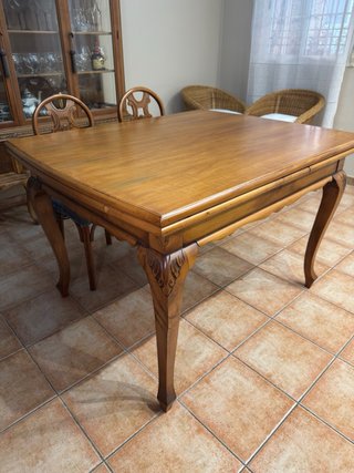 Mesa extensible madera + 4 sillas