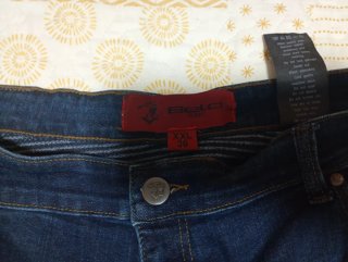 Pantalón vaquero motero con protección