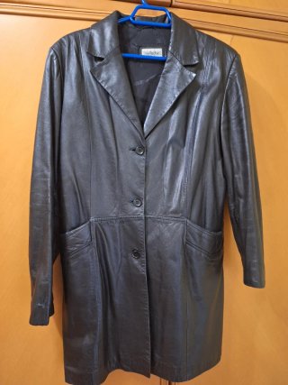 Abrigo de piel Mellachia negro