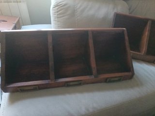 Estantería madera Banak para CDs