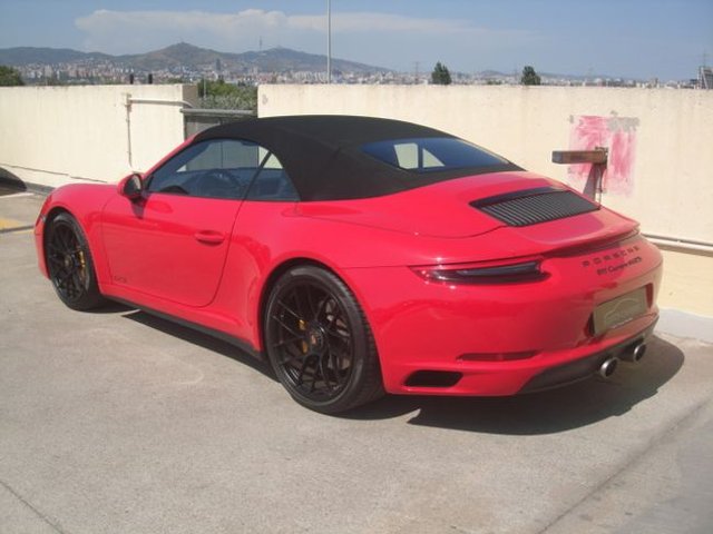 Porsche 911 Carrera GTS Cabriolet PDK