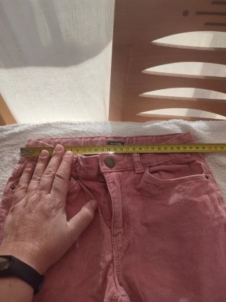 Pantalón pana Kiabi niña T.10 años