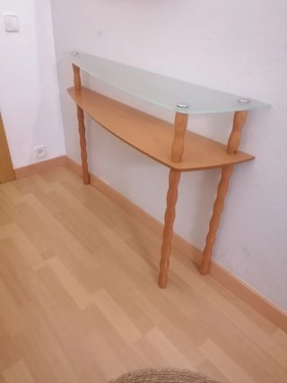 Recibidor con espejo y consola