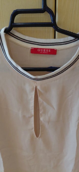 Camiseta Guess manga larga rosa