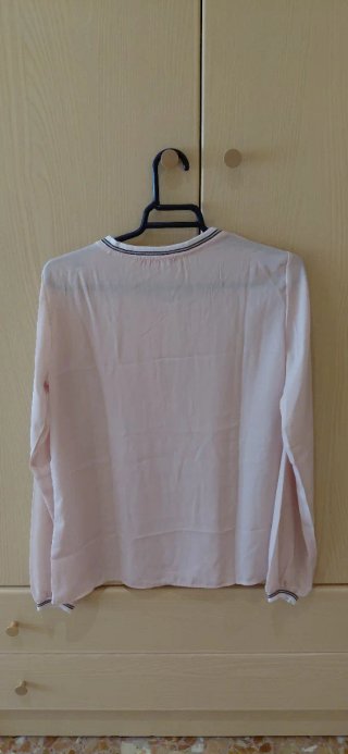 Camiseta Guess manga larga rosa