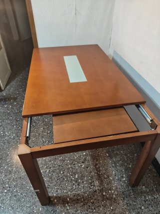 Mesa de comedor extensible de madera