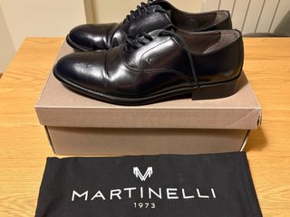Zapatos Martinelli Talla 42 Negro
