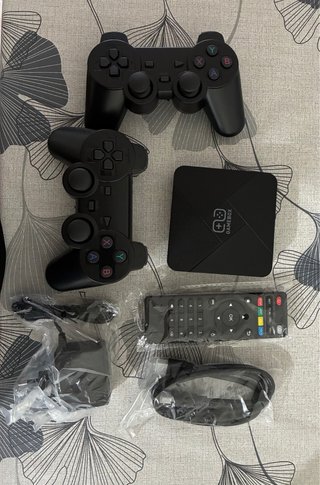GAMEBOX TV Box con 2 Mandos y Accesorios