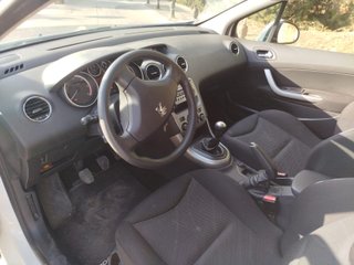Peugeot 308 2012