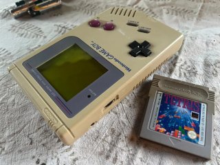 Nintendo GameBoy con Tetris