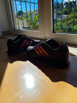 Tênis Adidas Megaride Pretos