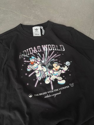 Camiseta Adidas x Disney World Talla S