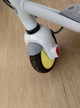 Patinete Eléctrico Segway Ninebot Zing C10