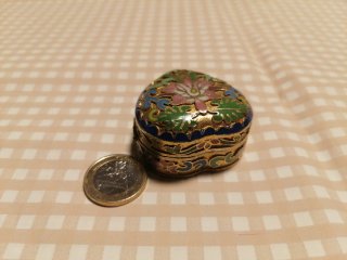 Pastillero Metálico Cloisonné