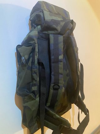Mochila senderismo 80L camuflaje