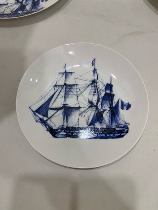 Vajilla Zara Home Barco Azul y Blanco .