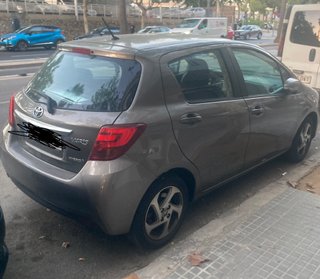 Toyota Yaris hibrido finales 2016 leer bien
