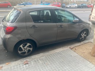 Toyota Yaris hibrido finales 2016 leer bien