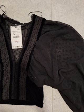 Blusa fiesta negra sin estrenar talla S