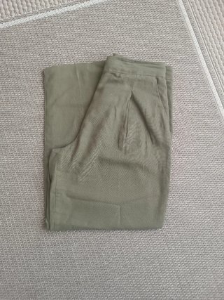 Camisa Zara bordada verde y beige